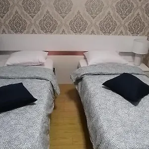 Domum Universitate Dalles - Intercontinental Appartement Bucarest